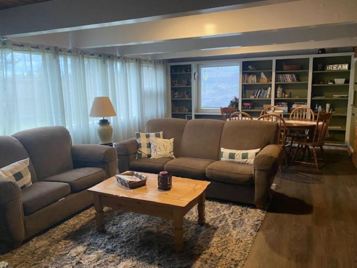 Spacious Lower Level Living All For You! Corvallis Esterno foto