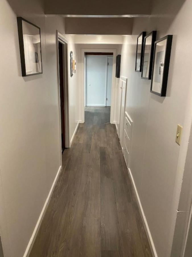 Spacious Lower Level Living All For You! Corvallis Esterno foto